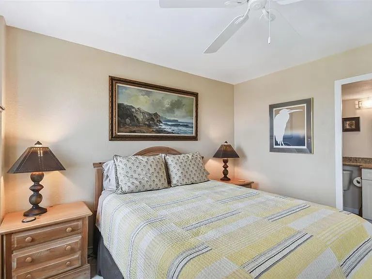 10355 Paradise Blvd #702 — Photo 19