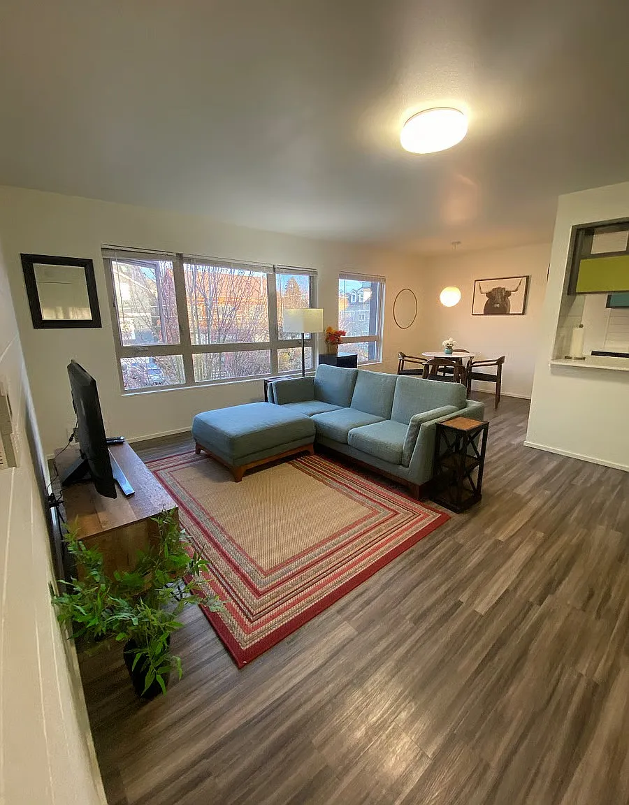 1 bed, 642 sqft, $2,050 — Photo 1