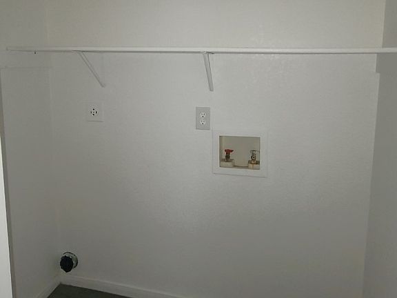 2nd image of 2802 Leroy Cir #A