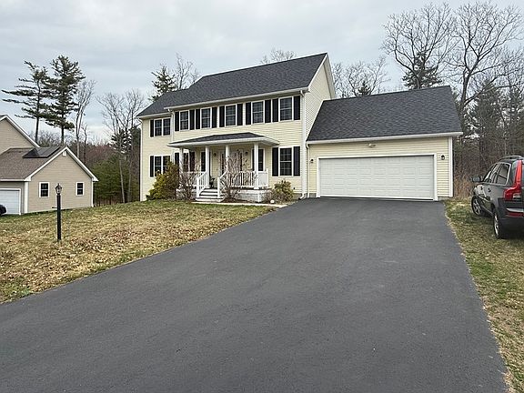 2nd image of 4 Waxen Way
