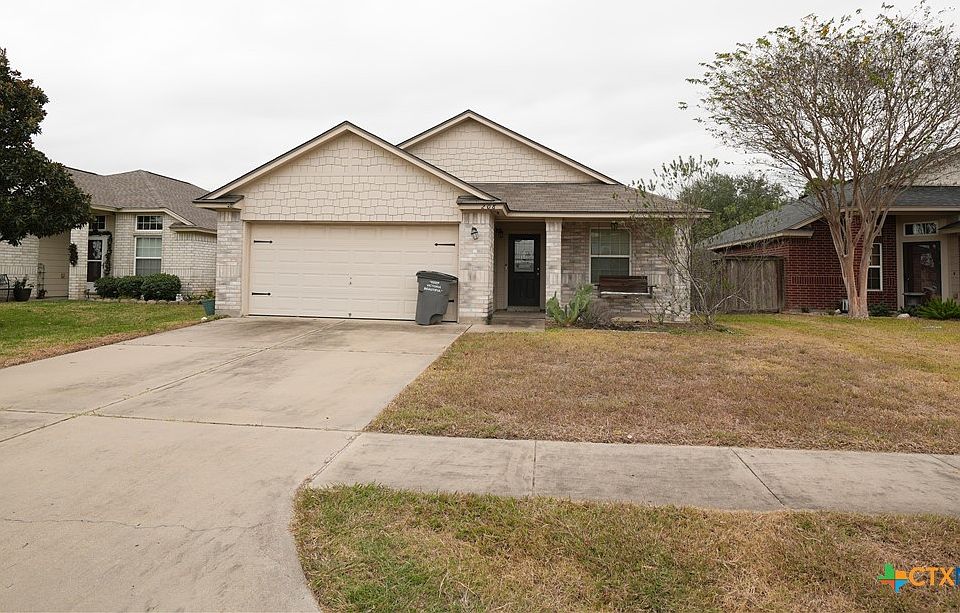 1st image of 208 Yosemite Dr