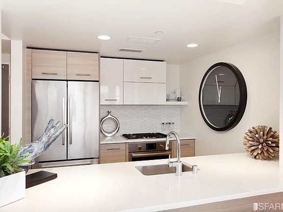 4th image of 451 Donahue St Unit 412