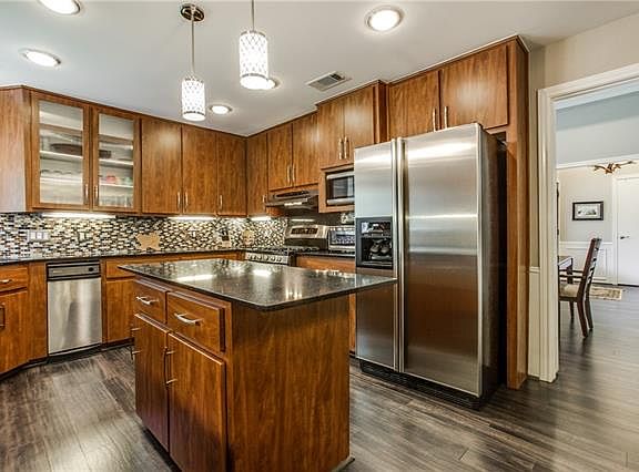 3rd image of 5224 Old Shepard Pl
