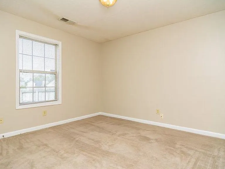 200 Strawberry Fields Rd — Photo 21