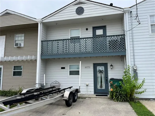 4979 Fran Ln, Barataria, LA 70036