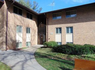 18808 Walkers Choice Rd #18808, Montgomery Village, MD 20886