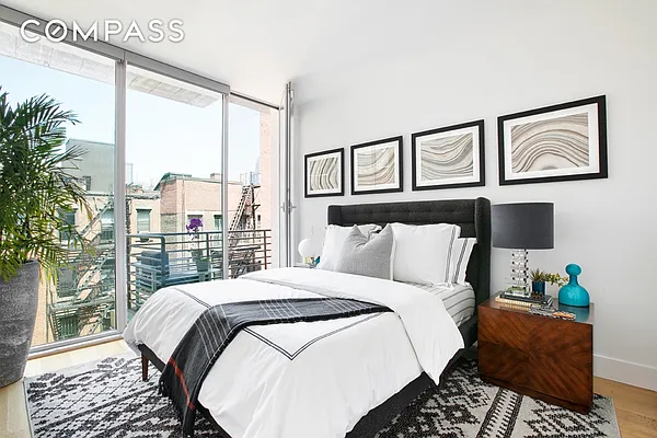 Rented by Compass | media 73