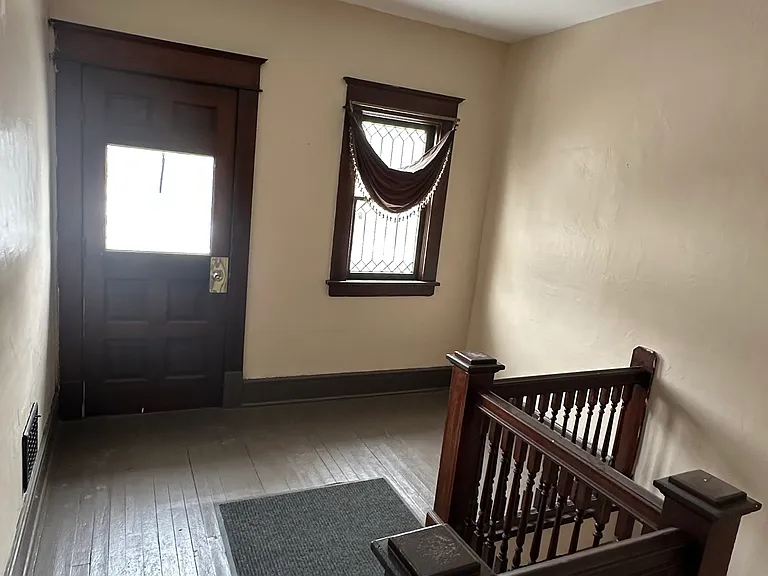 210 Southside Pkwy #2 — Photo 5