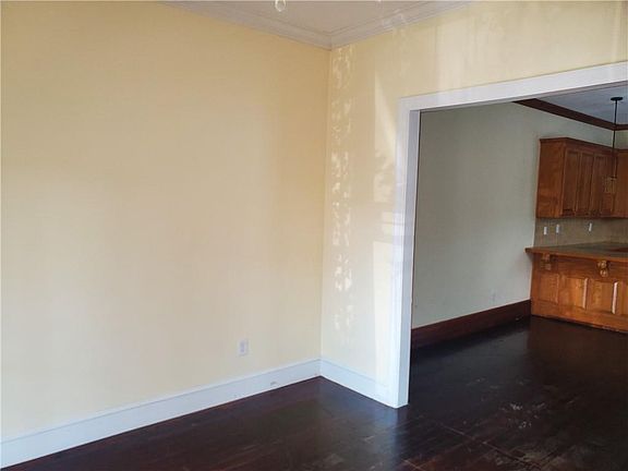 2nd image of 3220 Delachaise St