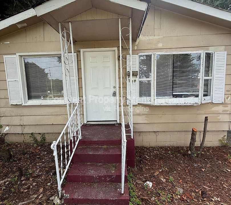 1st image of 728 Key St
