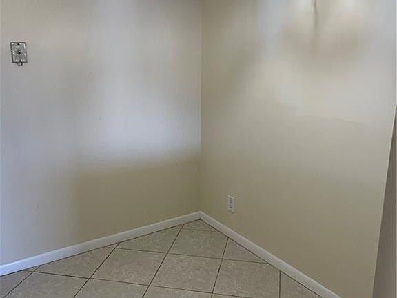 3rd image of 2732 SW Matheson Ave APT 112-H2