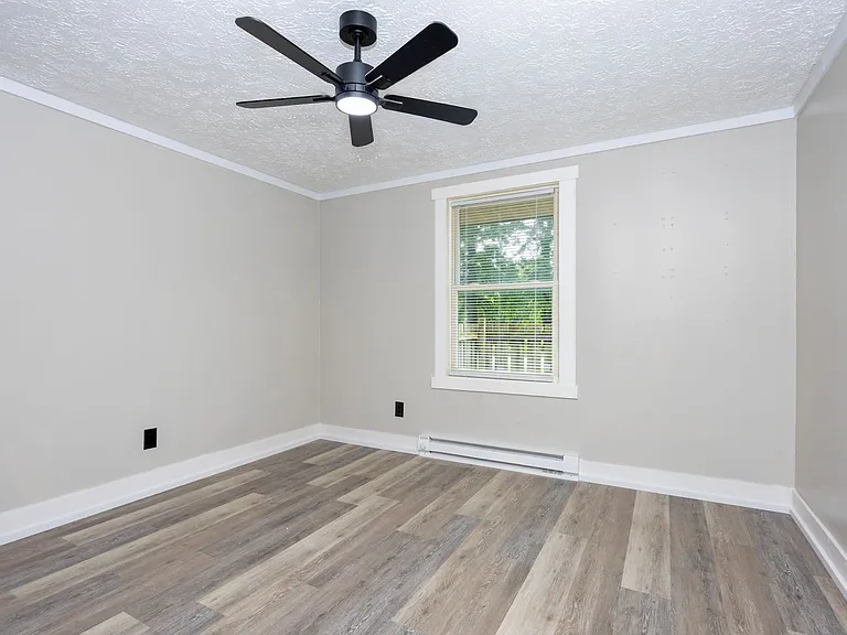 2506 S Columbus Rd — Photo 11