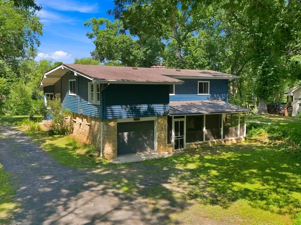 725 Birchwood Ave, White Bear Lake, MN 55110