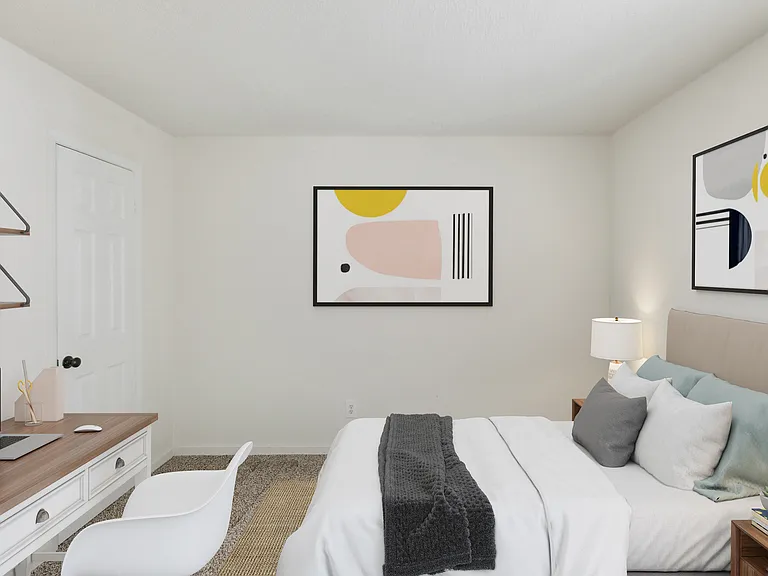 Overlook Apartments — Photo 1