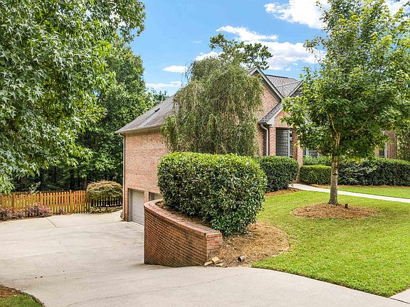 2nd image of 4065 Bent River Ln