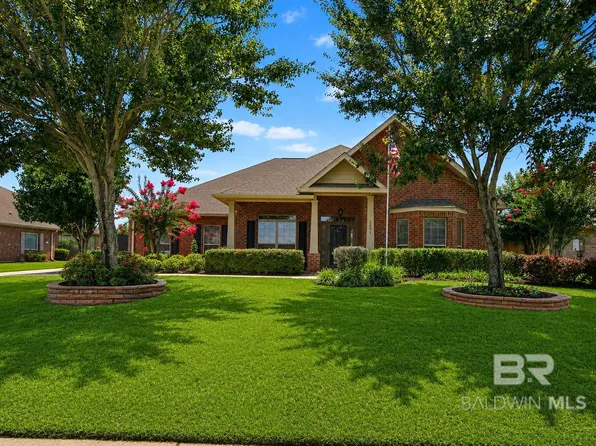2081 Bourbon St, Foley, AL 36535