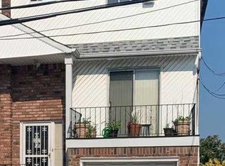 14867 262nd Pl, Rosedale, NY 11422