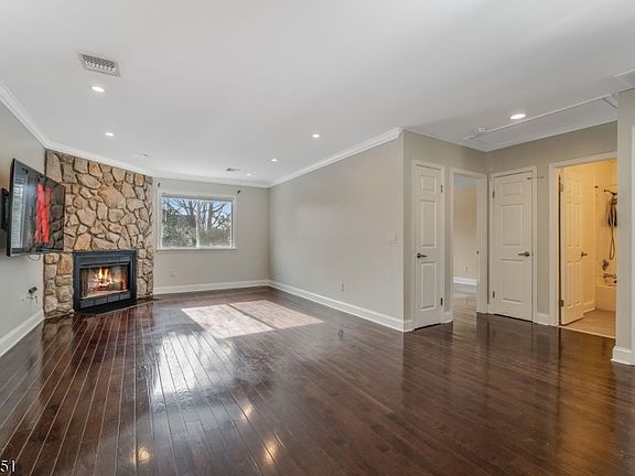 5th image of 908 Reed Ct