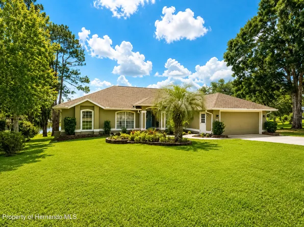 1081 NE 130th Ter, Silver Springs, FL 34488