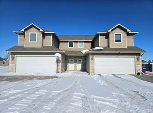 620 Northfield Rd, Manhattan, KS 66502