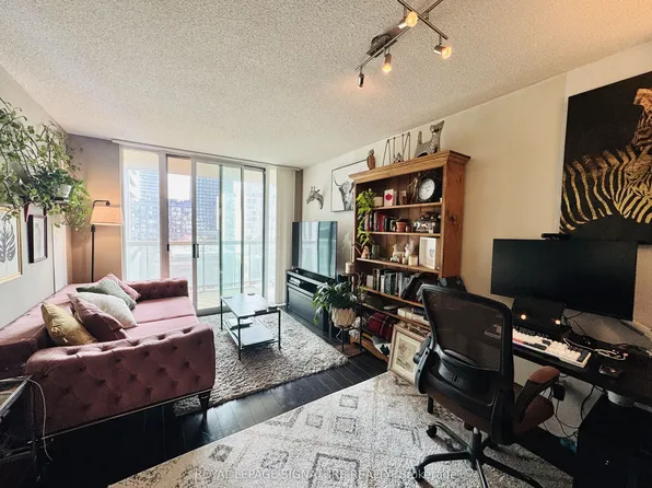 323 Richmond St E, Toronto, ON