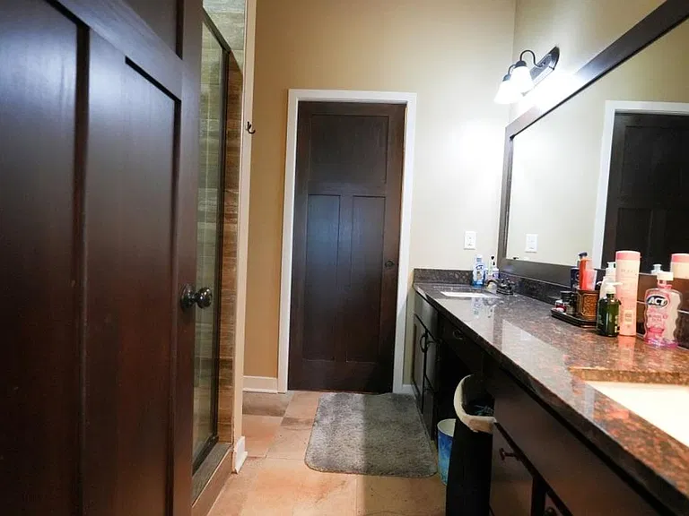 14820 Horton Ave — Photo 13