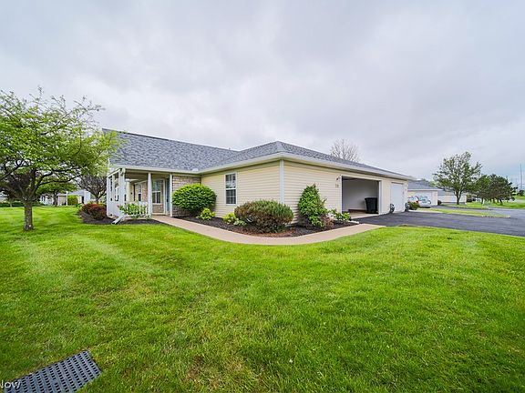 2nd image of 731 Villa Dr