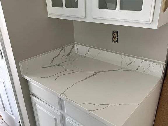 2nd image of 20901 Cedarpost Sq
