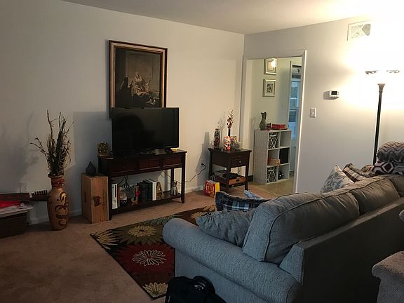 2nd image of 241 Wildwood Dr