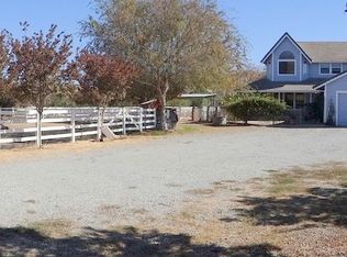 791 Spring Grove Rd, Hollister, CA 95023