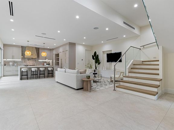 3rd image of 3495 SW 3rd Ave