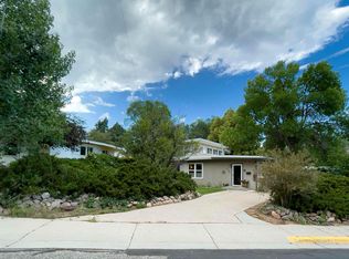 4388 Fairway Dr, Los Alamos, NM 87544