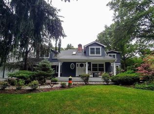 20 Four Winds Rd, Setauket, NY 11733