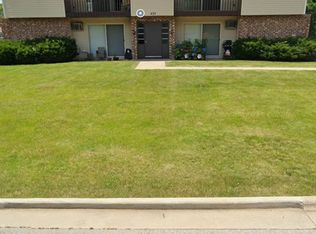 433 Meadowridge Cir #5, Lake Mills, WI 53551
