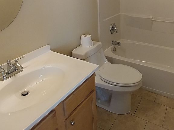 4th image of 414 N 32nd St #A