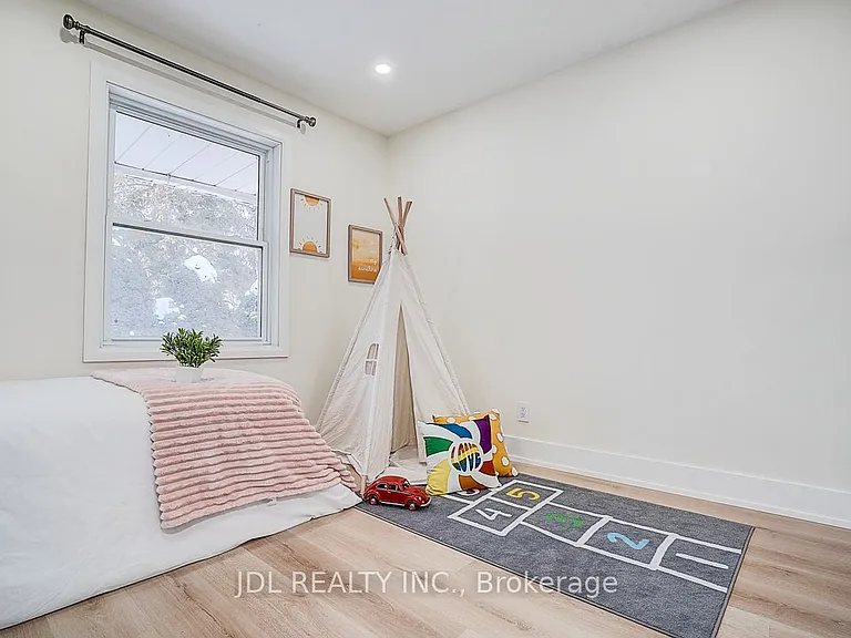 15 Crossburn Dr — Photo 30