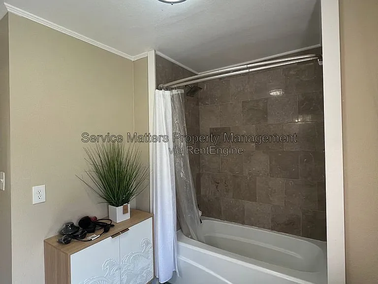 8184 Excelsior Dr — Photo 15