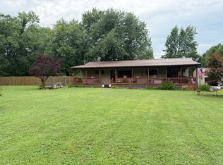 6671 Main St, Logan, IL 62856