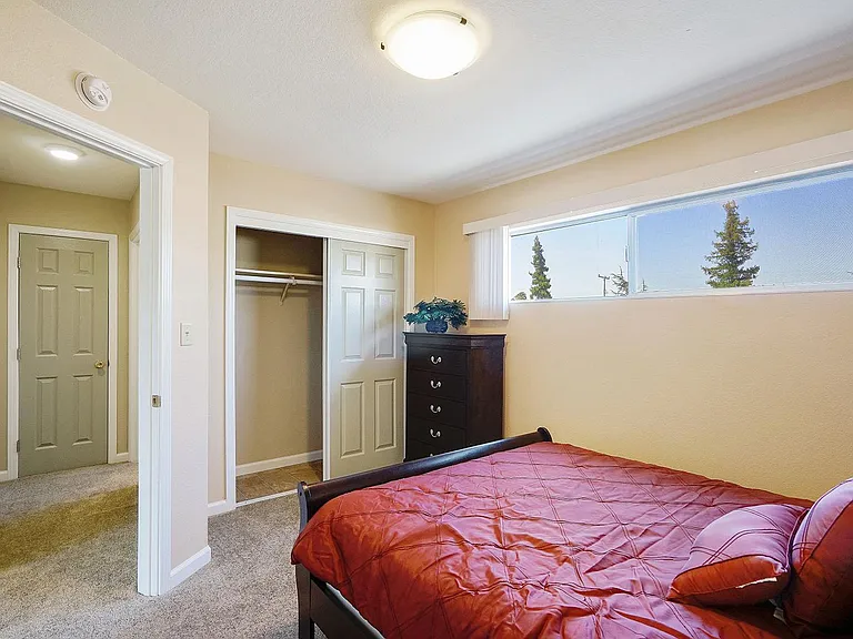 382 Harris Rd — Photo 3