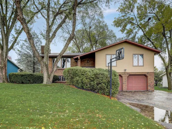 5807 Anthony Street, Mcfarland, WI 53558