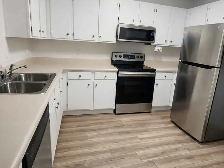 24 Shockley St — Photo 15