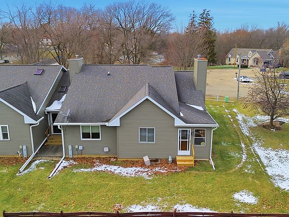 5th image of 500 Countryside Ln