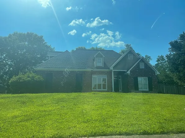 373 Red Eagle Cir, Ridgeland, MS 39157