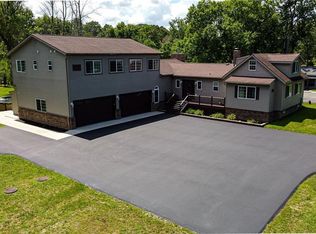 1489 Lehigh Station Rd, Henrietta, NY 14467