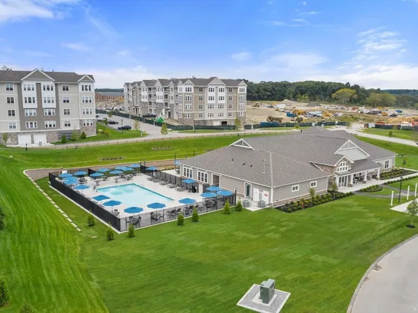 5 Peters Farm Way #404, Westborough, MA 01581