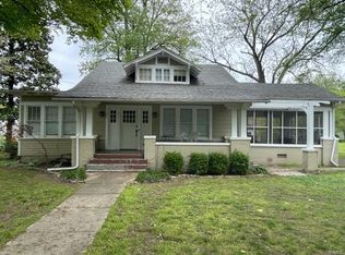 546 N Ranney St, Sikeston, MO 63801