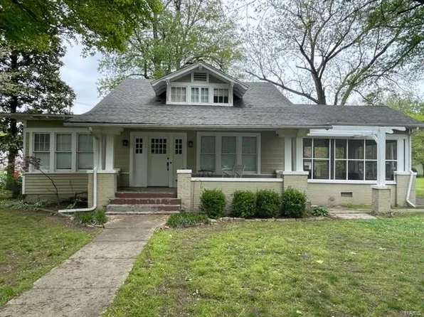 546 N Ranney St, Sikeston, MO 63801