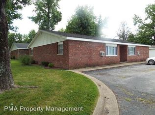 1230C Sanpat Ln APT 4, Carbondale, IL 62902