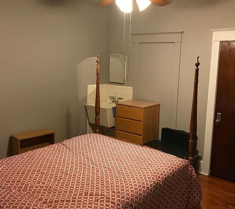 2nd image of 17 S Walnut St APT 24