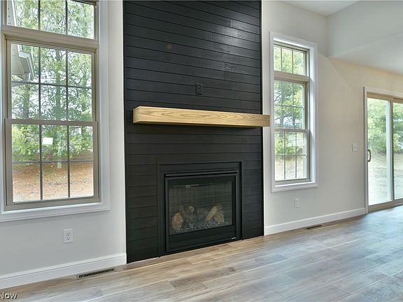 2nd image of 2869 Pebble Creek Ct